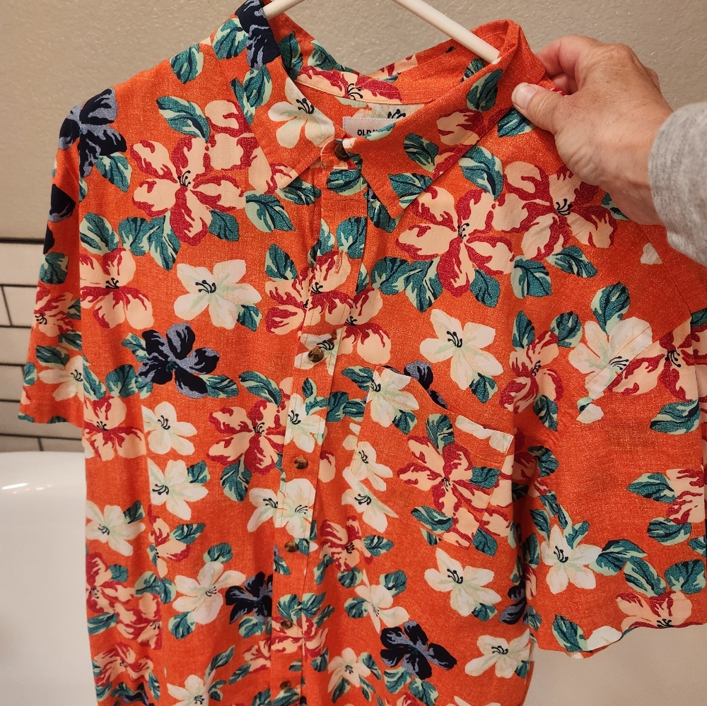 Mens Hawaiian shirt Old Navy